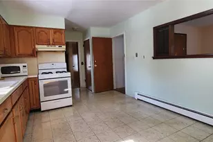 250 Overton St, Deer Park, NY 11729 - Photo 6