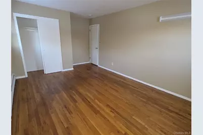 250 Overton Street, Deer Park, NY 11729 - Photo 26