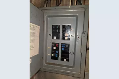 250 Overton Street, Deer Park, NY 11729 - Photo 32