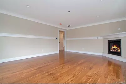 22 Avenue E, Holbrook, NY 11741 - Photo 16