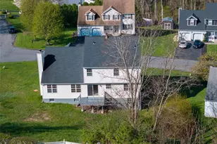 2 Shadowbrook Ln, Newburgh, NY 12550 - Photo 24