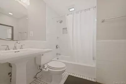 846 Harrison Street, West Hempstead, NY 11552 - Photo 14