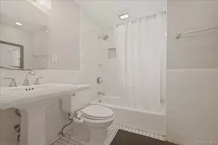 846 Harrison St, West Hempstead, NY 11552 - Photo 14