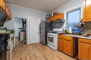 1060 Midland St, Uniondale, NY 11553 - Photo 4