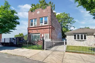 25-48 96th St, East Elmhurst, NY 11369 - Photo 2