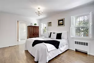 27 Avalon Rd, Garden City, NY 11530 - Photo 14