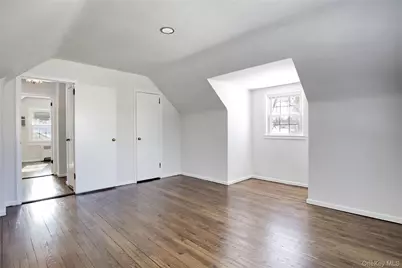 27 Avalon Road, Garden City, NY 11530 - Photo 20