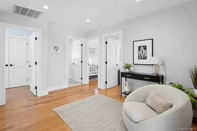 55 Squires Avenue, East Quogue, NY 11942 - Photo 10