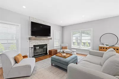 55 Squires Avenue, East Quogue, NY 11942 - Photo 6