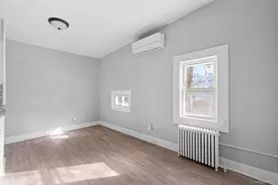 19 Barclay St, Poughkeepsie, NY 12601 - Photo 8