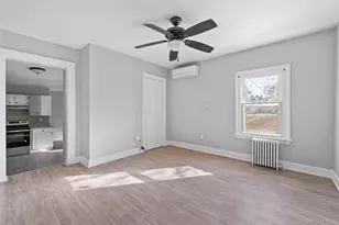 19 Barclay St, Poughkeepsie, NY 12601 - Photo 4