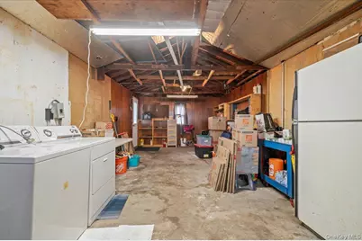 122 Balsam Lane, Levittown, NY 11756 - Photo 18