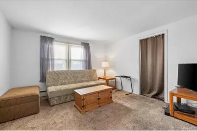 122 Balsam Lane, Levittown, NY 11756 - Photo 14