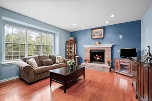 653 Creekside Ln, Fishkill, NY 12524 - Photo 12