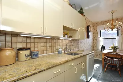 143 Garth Road #4D, Scarsdale, NY 10583 - Photo 6