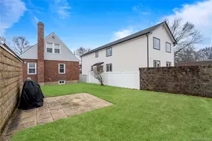 19 William St, Valley Stream, NY 11580 - Photo 20