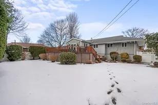 31 Prescott Pl, Old Bethpage, NY 11804 - Photo 40