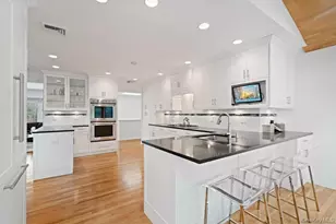 31 Prescott Pl, Old Bethpage, NY 11804 - Photo 14