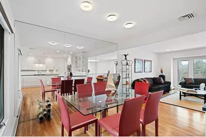 31 Prescott Place, Old Bethpage, NY 11804 - Photo 16