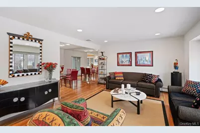 31 Prescott Place, Old Bethpage, NY 11804 - Photo 6