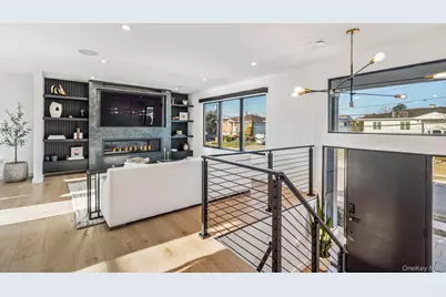 3000 Holiday Park Drive, Merrick, NY 11566 - Photo 2