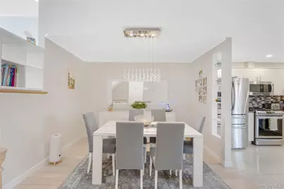 929 West Fingerboard Road, New York, NY 10304 - Photo 4