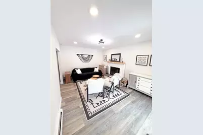 22 Berkshire Road, West Babylon, NY 11704 - Photo 8