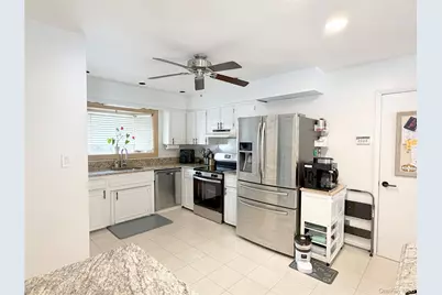 22 Berkshire Road, West Babylon, NY 11704 - Photo 12