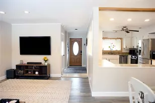 22 Berkshire Rd, West Babylon, NY 11704 - Photo 10