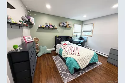 22 Berkshire Road, West Babylon, NY 11704 - Photo 18