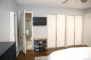 22 Berkshire Rd, West Babylon, NY 11704 - Photo 14