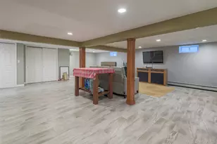 34 Pine St, Hicksville, NY 11801 - Photo 28