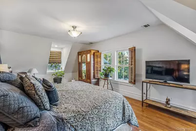 40 Park Way, Sea Cliff, NY 11579 - Photo 18