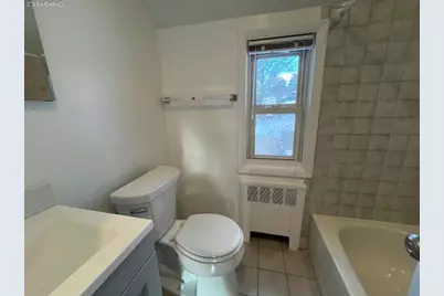 5 Shadyside Avenue #A-Right side, Port Washington, NY 11050 - Photo 10