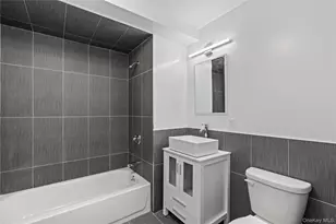 135 Wakefield Ave, Yonkers, NY 10704 - Photo 10
