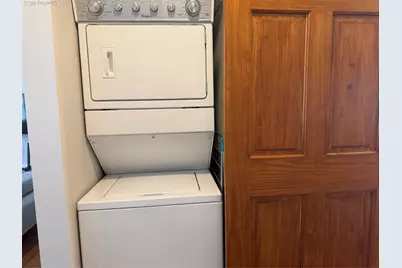 38 B Manorhaven Boulevard #38, Port Washington, NY 11050 - Photo 6