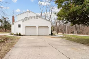 20 Upper Sheep Pasture Rd, East Setauket, NY 11733 - Photo 2