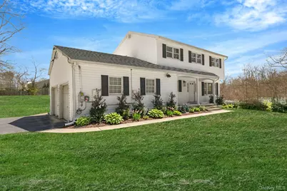 20 Upper Sheep Pasture Road, East Setauket, NY 11733 - Photo 2