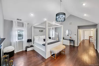 9 Homecoming Place, East Setauket, NY 11733 - Photo 36