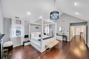 9 Homecoming Pl, East Setauket, NY 11733 - Photo 36