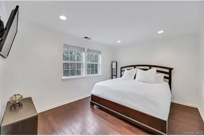 9 Homecoming Place, East Setauket, NY 11733 - Photo 40