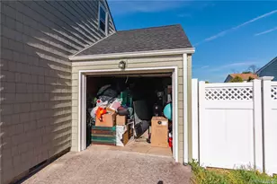 22 Carman Blvd, Massapequa, NY 11758 - Photo 24