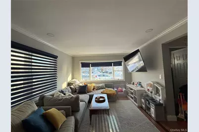 433 W Park Avenue W #1, Long Beach, NY 11561 - Photo 4