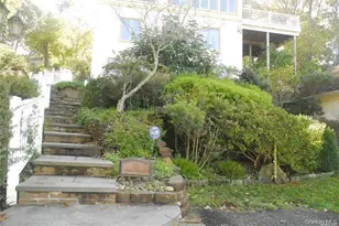 80 Harbor Beach Rd, Miller Place, NY 11764 - Photo 2