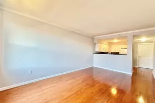 300 Mamaroneck Ave, White Plains, NY 10605 - Photo 6