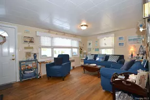 1362 Ackerson Blvd, Bay Shore, NY 11706 - Photo 2