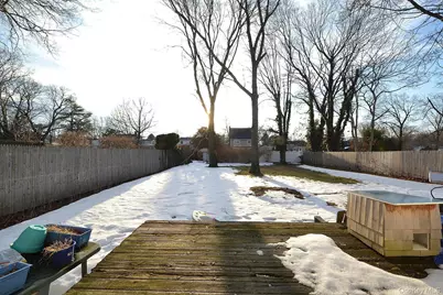 1362 Ackerson Boulevard, Bay Shore, NY 11706 - Photo 8