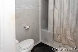 24 Whaley St, Freeport, NY 11520 - Photo 16