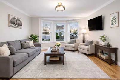 23 Pineview Boulevard, Central Islip, NY 11722 - Photo 2