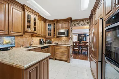 44 Country Club Drive, Jericho, NY 11753 - Photo 6